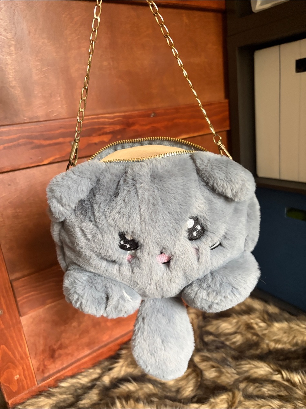 Grey Plush Kawaii Kitten Cat Bag Faux Fur Novelty Purse Gold Chain
